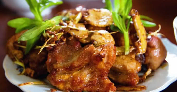 Bê chao Mộc Châu cũng là món ăn nổi tiếng tại cao nguyên Mộc Châu